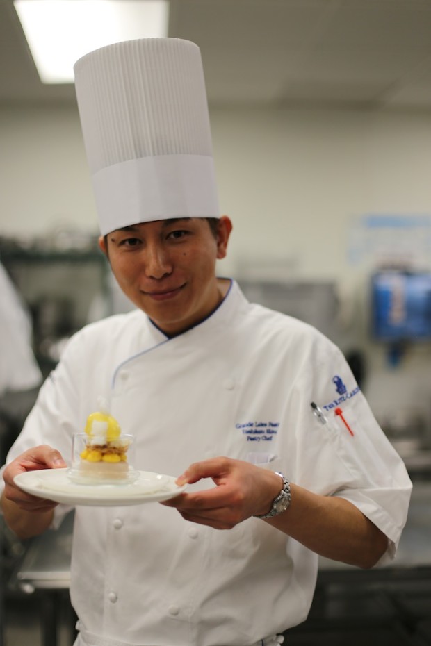 Chef Kizu presenting "Belle" the beauty of the "Beauty and the Beast" showpiece