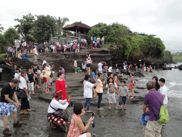 The Crowds at Tanah Lot Temple