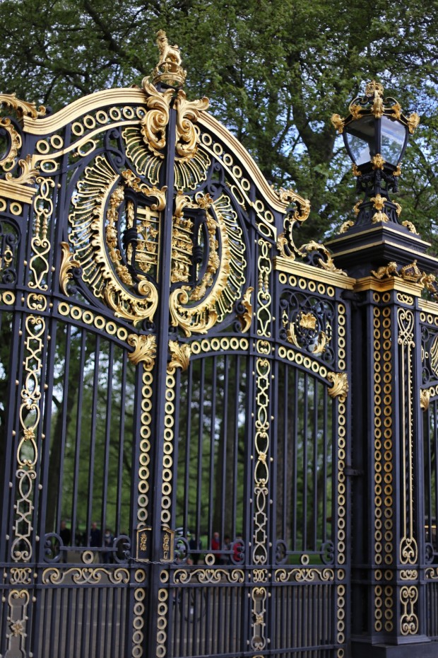 Gates at Buckingham Palace