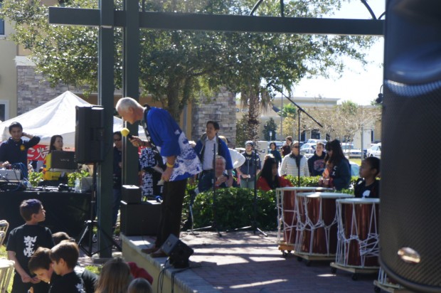 Mr. Harris Rosen of Rosen Hotels welcomes guests to the Orlando Japan Festival