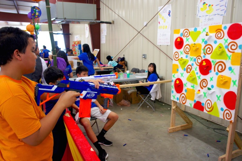 Pew pew - Carnival games and things for kids area