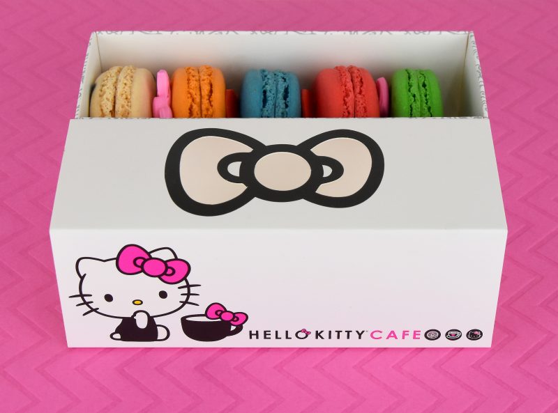 hello-kitty-cafe-truck-macarons