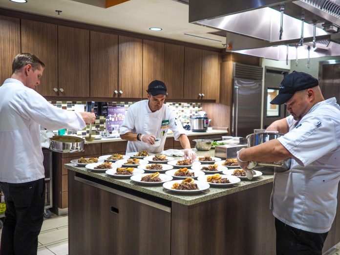 Inside Look: Publix Aprons Cooking School hosts “An Evening with Envy