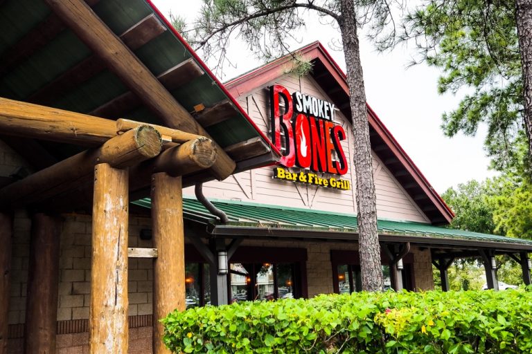 Smokey Bones – New Fall 2021 Menu