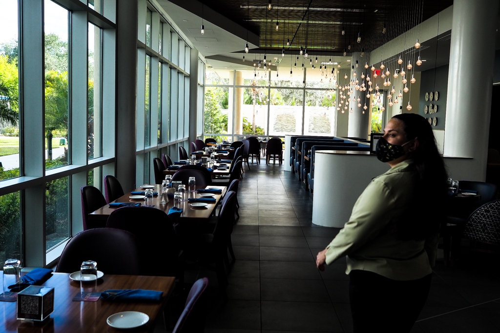 Aurora at Celeste Hotel Thanksgiving Day New Dine In Special