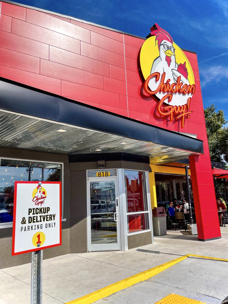 Guy Fieri and Robert Earl’s Chicken Guy! opens in Winter Park, FL, debuting the brand’s first drive-thru and stand-alone location