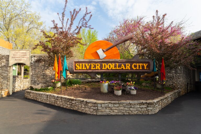 A Foodie’s Travel Guide to Silver Dollar City – Ozarks – Branson, Missouri