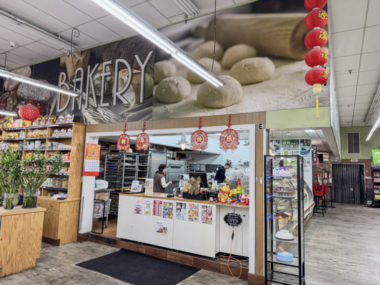 Sweet Bakery inside IFresh Market in Orlando