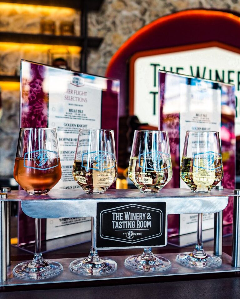 HAPPY HOUR Hit List: The Winery and Tasting Room by Brewlando
