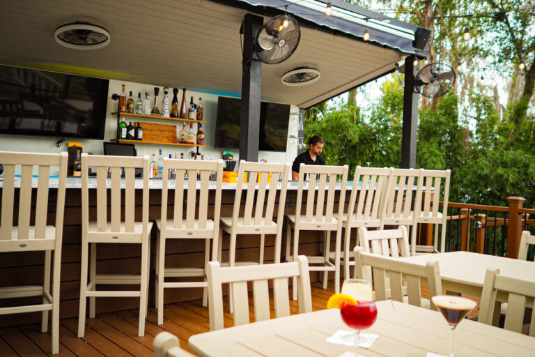Enzo’s on the Lake Debuts La Terrazza Deck & Bar
